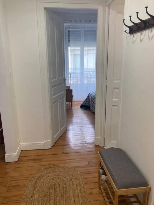 A 2 Pas Du Chateau Apartment *